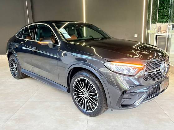 MERCEDES-BENZ GLC 300 2.0 MHEV AMG LINE COUPÉ 4MATIC 9G-TRONIC MERCEDES-BENZ GLC 300 2.0 MHEV AMG LINE COUPÉ 4MATIC 9G-TRONIC